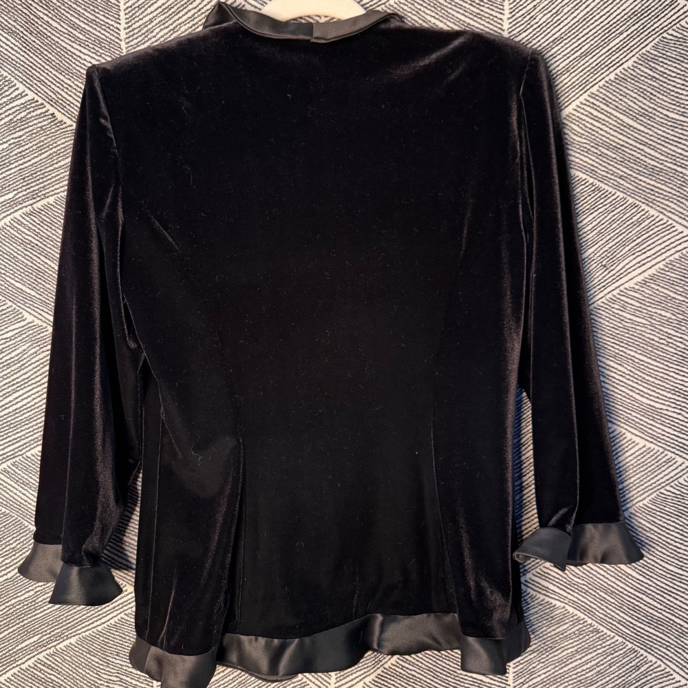 Alex Evenings Black Velvet Rhinestone Flower Formal‎ Jacket Womens Small - Picture 4 of 7